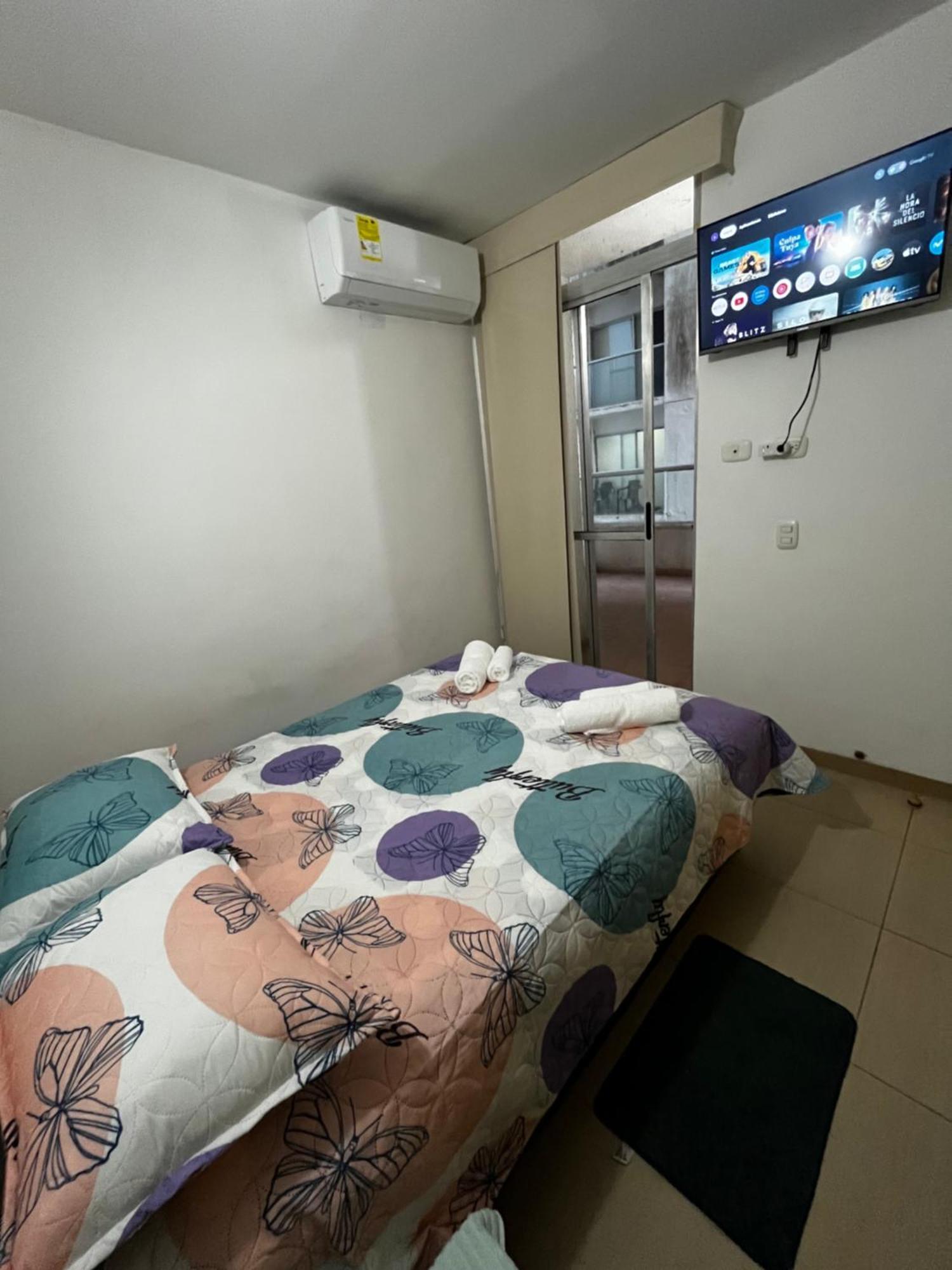 Habitación en casa particular Alessandro Estilo Italiano